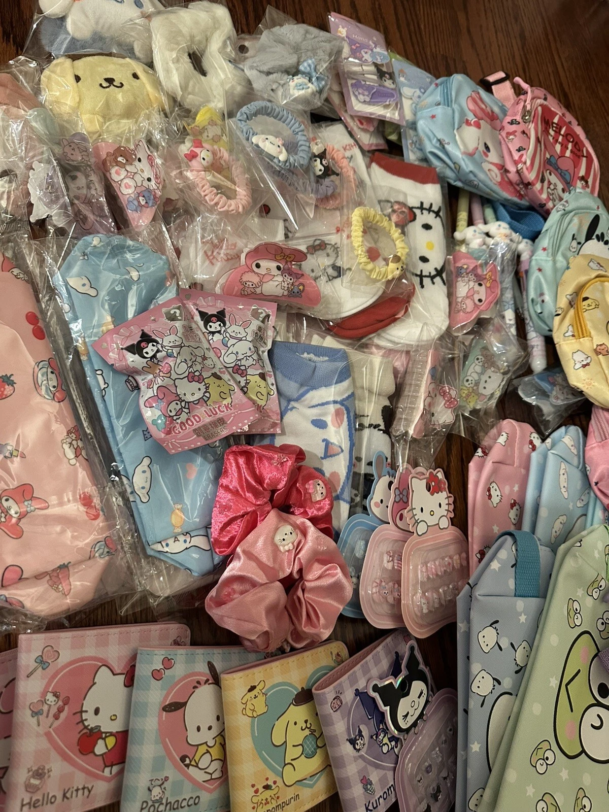 Sanrio Mystery Balls Surprise Blind Accessories - Image 2